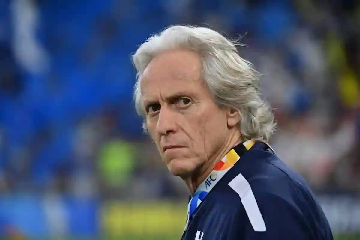 الأزمات تشتعل بين الهلال وخيسوس.. والقحيز يُوضح