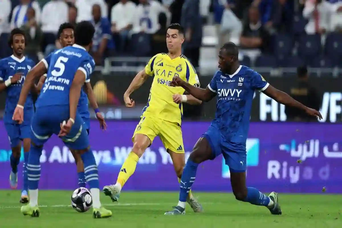 النمور الأقرب لحصد دوري روشن والهلال في تحد مستحيل!!