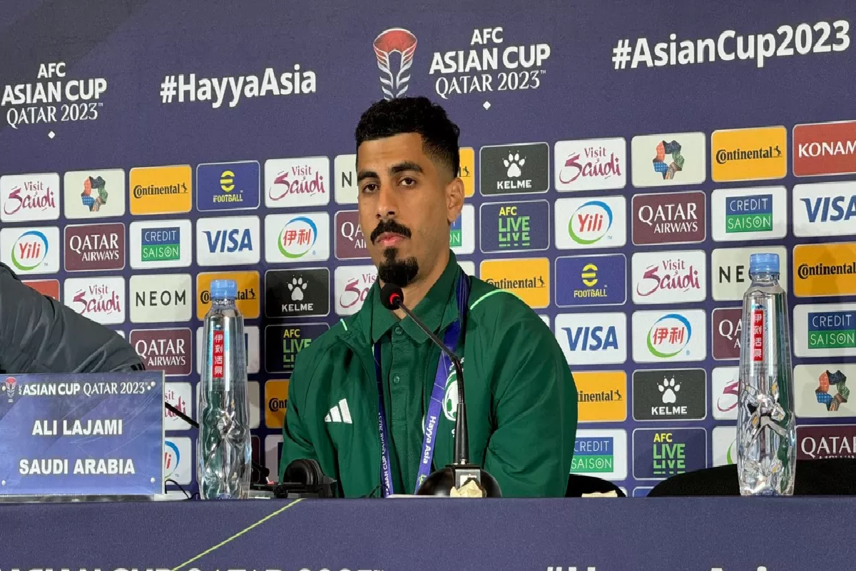 النصر يحسم الجدل ويجدد مع علي لاجامي. 