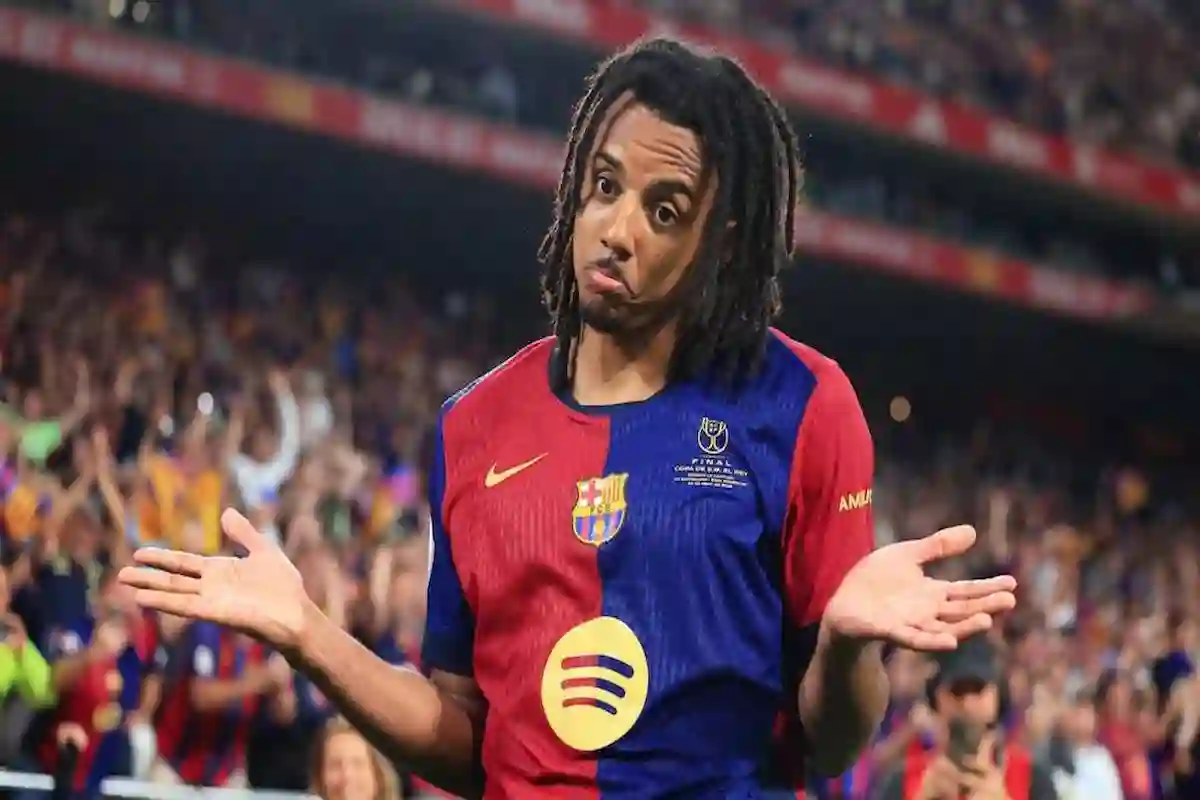تجديد عقد جول كوندي مع برشلونة حتى 2030 يثير حماس الجماهير
