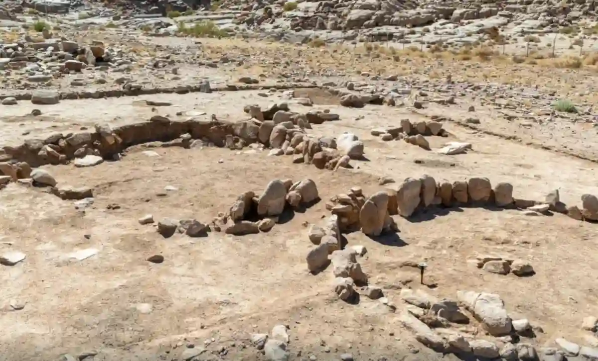 أقدم مستوطنة بشرية في الجزيرة العربية.. اكتشاف أثري ضخم شمال غرب تبوك