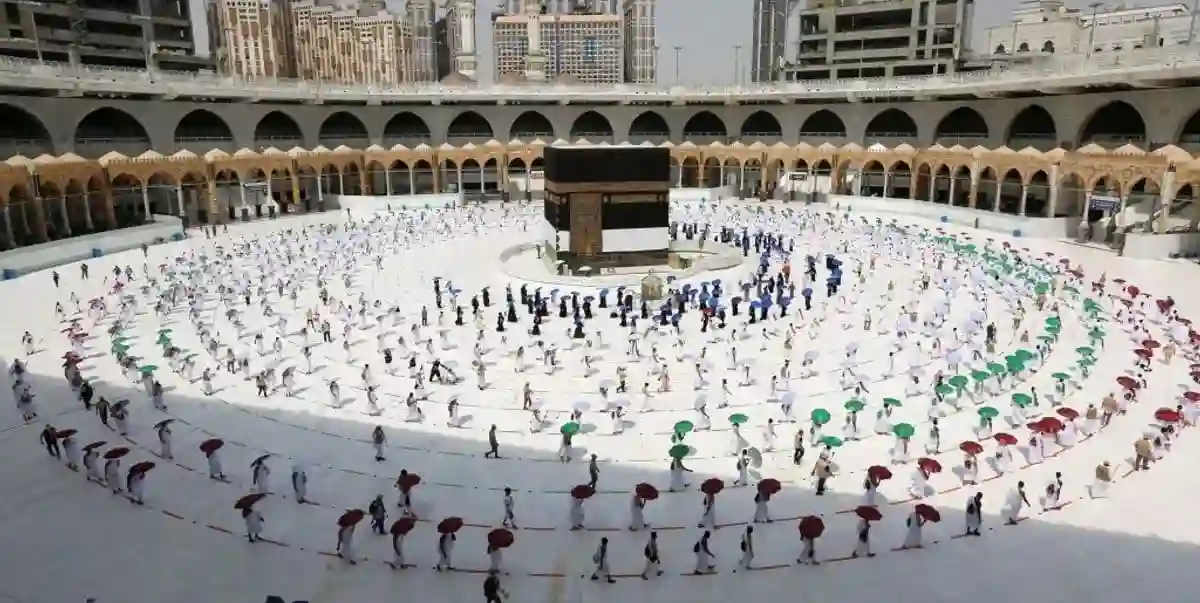 الحج السياحي